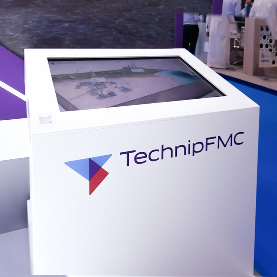 A multimedia device with a presentation developed for TechnipFMC